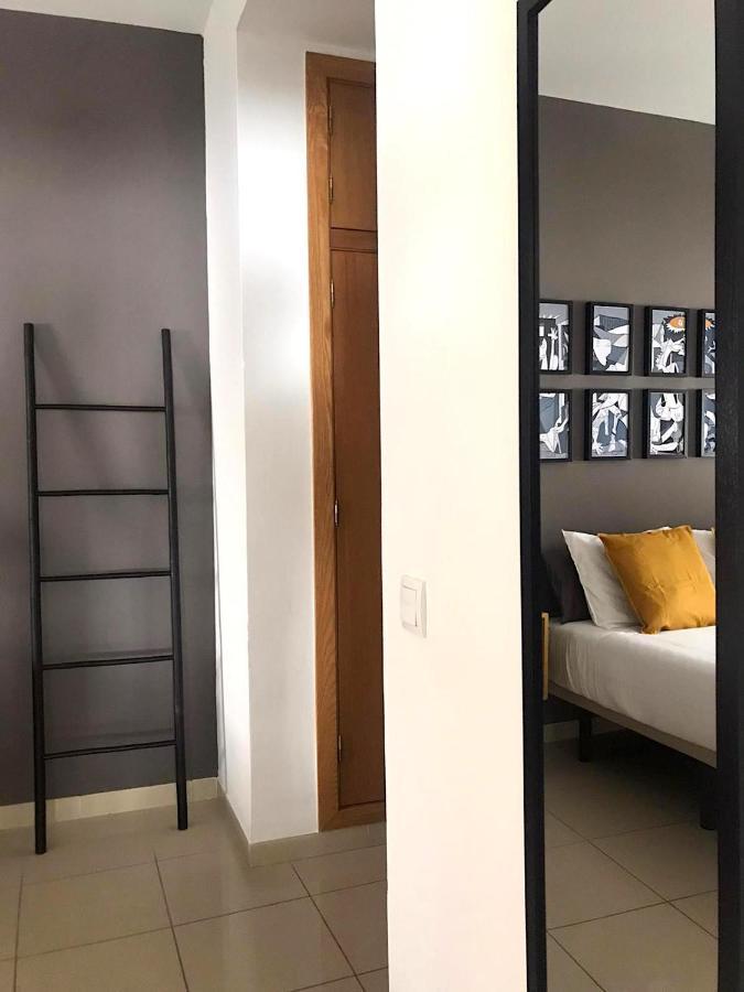 Apartamentos Elite - Art Collection - Pablo Merida Bagian luar foto